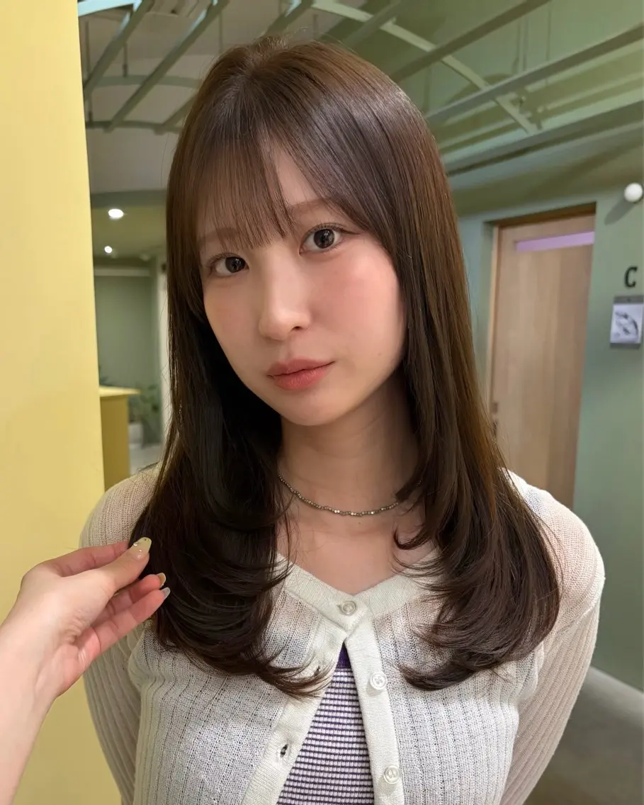 セミロング 顔まわりレイヤー 顔周りカット レイヤーカット ʜᴀʀᴜɴᴀ /カットモデル募集中のヘアスタイル