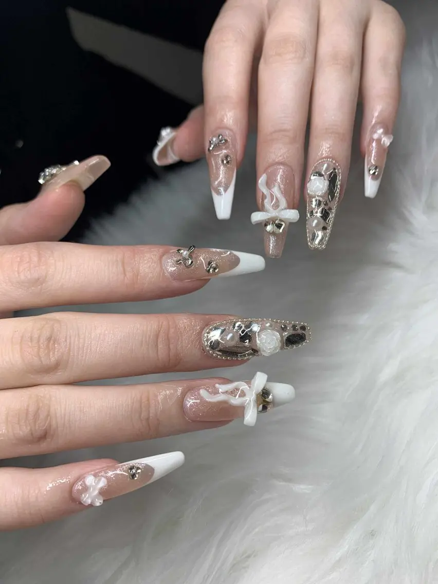 ネイル 韓国ネイル 持ち込み ニュアンスネイル ネイルチップ 冬ネイル LISA ANA.CHUOのネイルデザイン