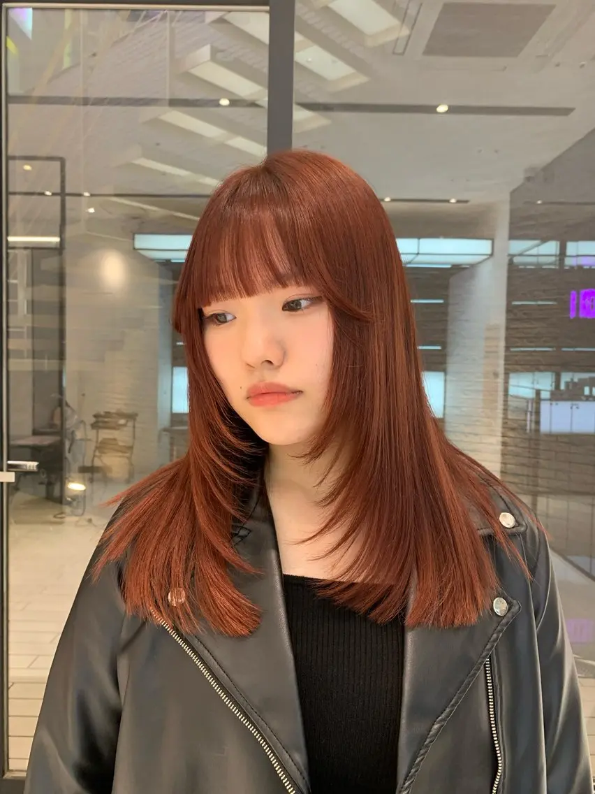 ロング カラー ブラウンカラー オレンジ オレンジブラウン レイヤーカット 似合わせカット ハッシュカット ✦·.⋆  SAYAのヘアスタイル