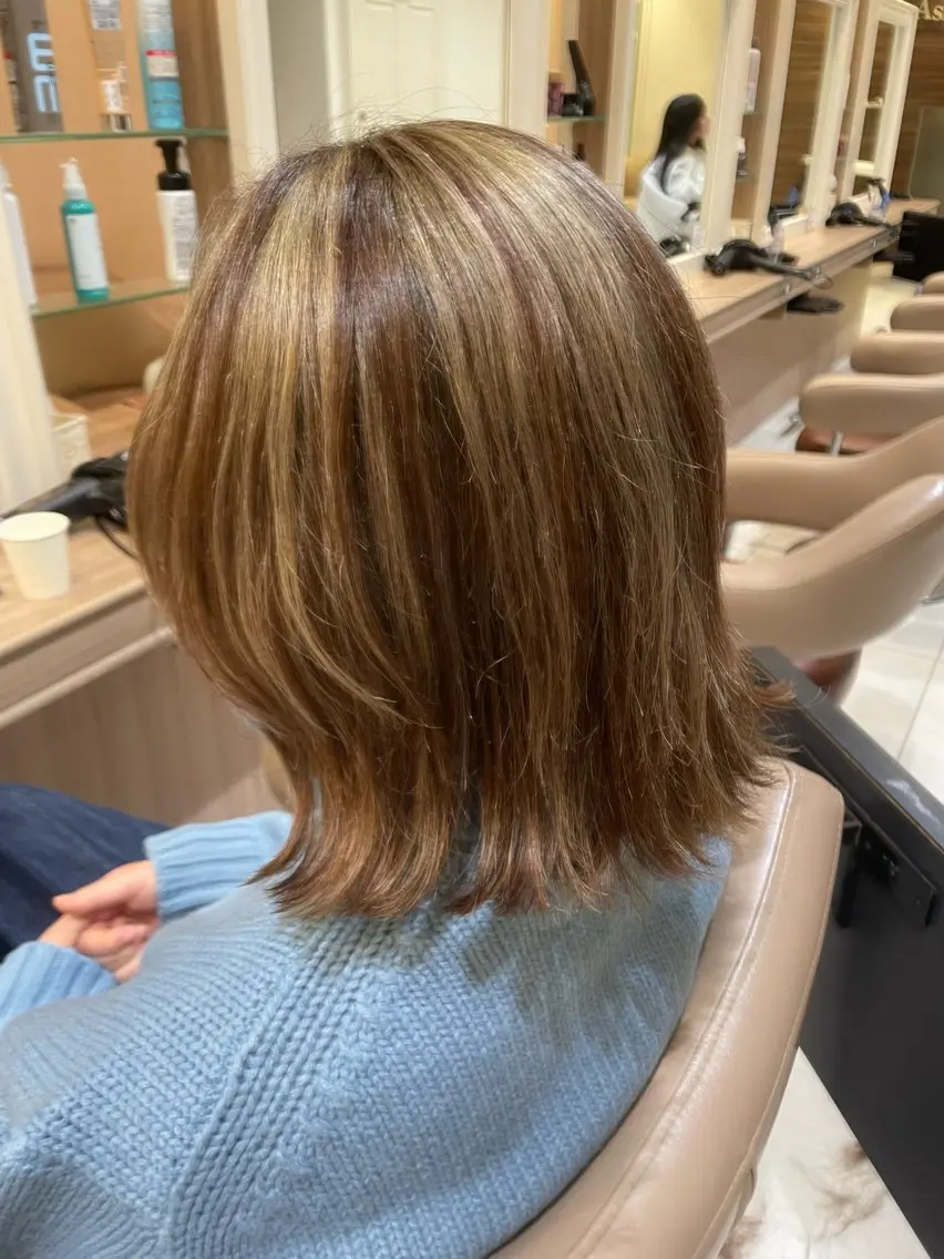 ショート カラー ヘアアレンジ ブリーチ ハイライトカラー ハイライト カット ヘアカラー トリートメント 韓国ヘアメイク🎀/ 縮毛矯正✨山本媛香のヘアスタイル