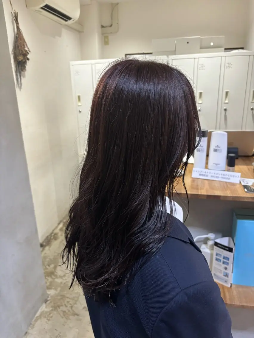 セミロング カラー mono / Manatoのヘアスタイル