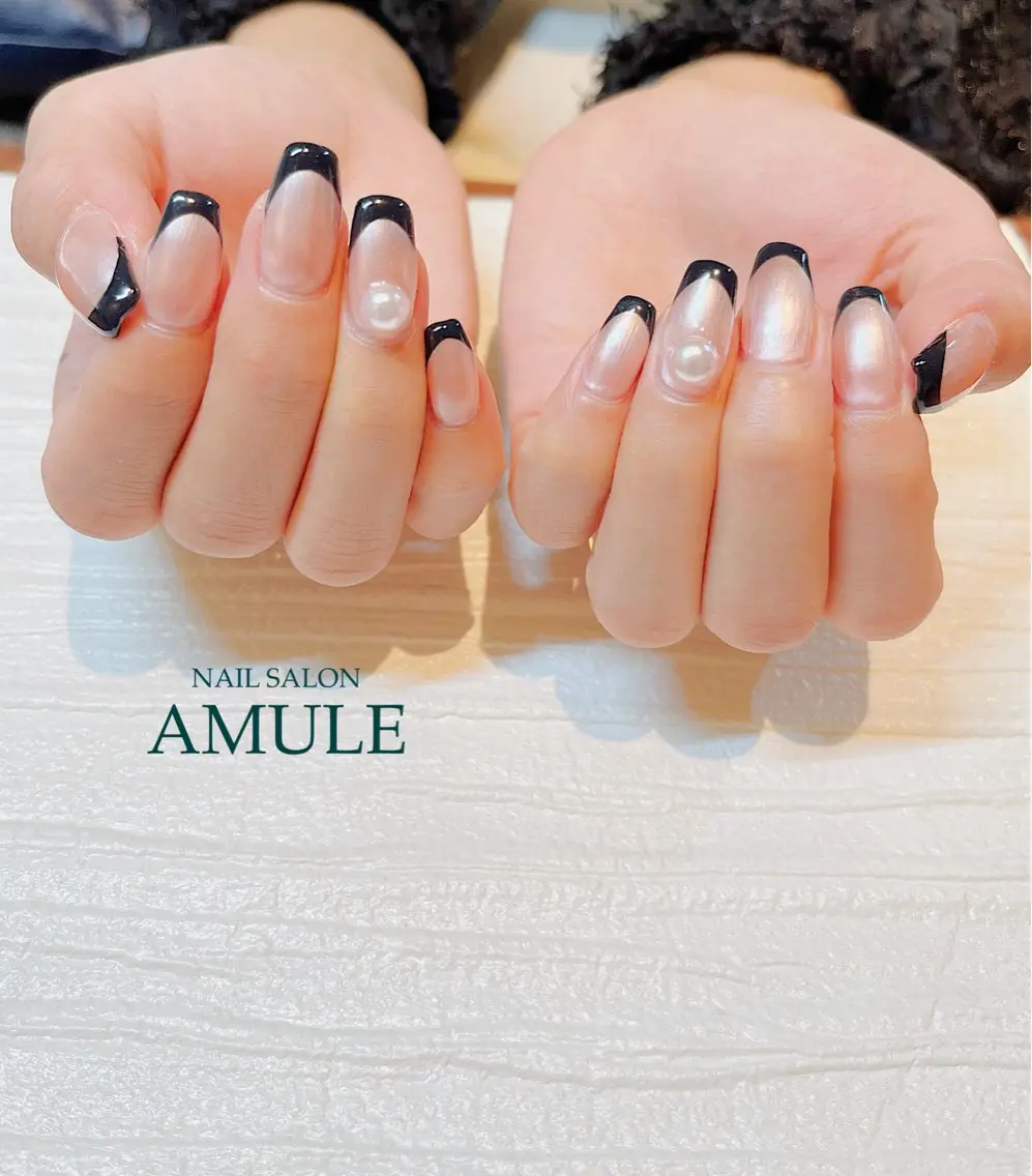 ネイル フレンチネイル ワンカラーネイル ストーンネイル NAILSALON AMULEのネイルデザイン