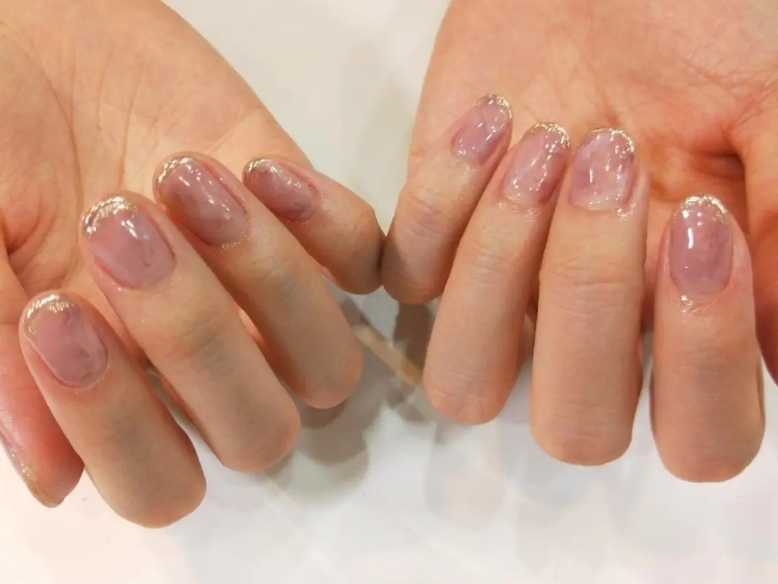 ネイル ハンドネイル ハンドケア はばすみれ🎀ﾈｲﾙ 光ﾌｪｲｼｬﾙ ﾍｱのネイルデザイン