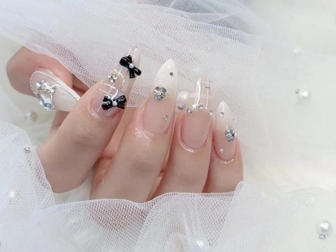 ネイル リボン ワンホンネイル Keli Nail 難波のネイルデザイン