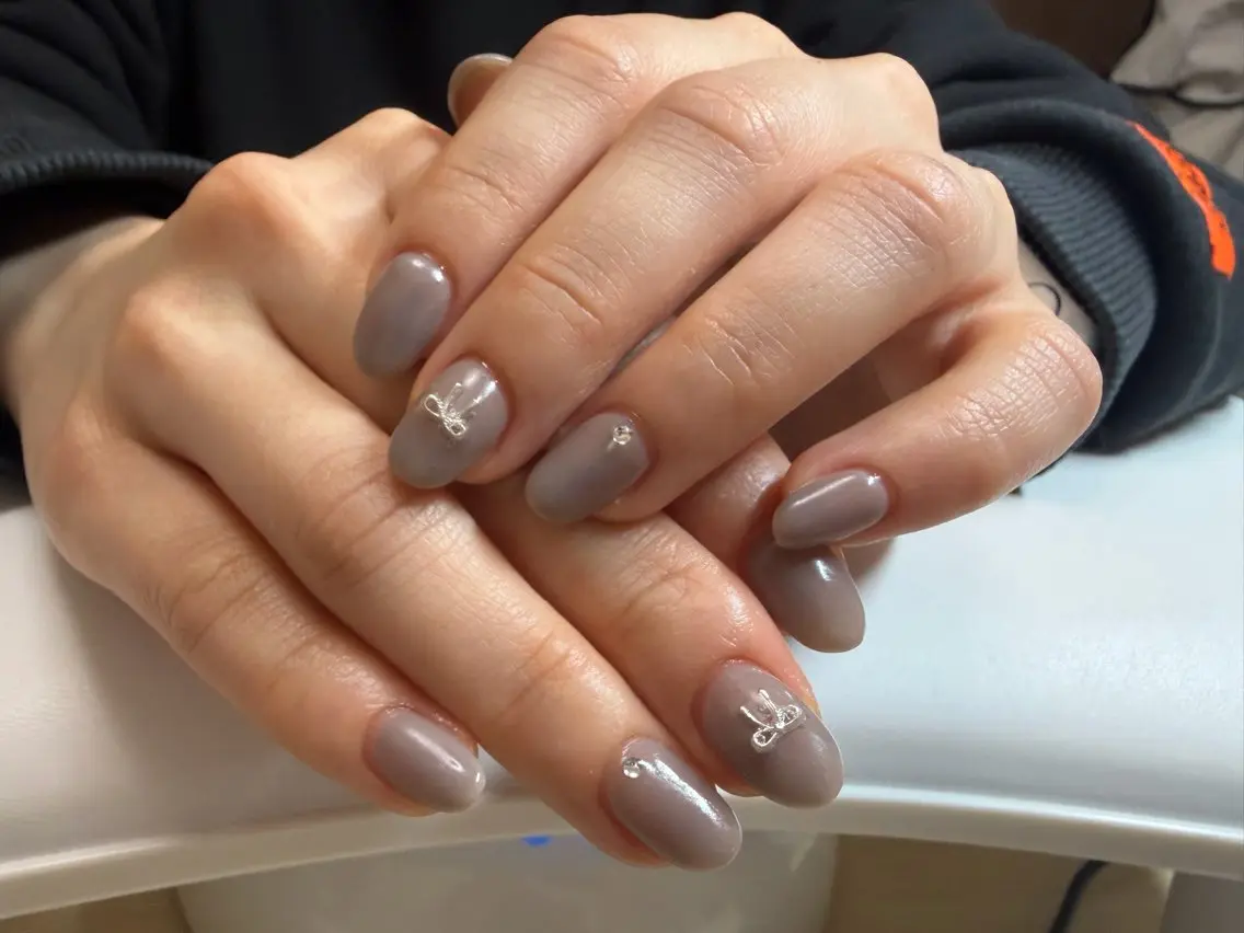 ネイル ハンドネイル IZUMI YUKIのネイルデザイン