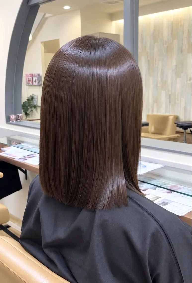 ミディアム カラー 松下 沙織のヘアスタイル