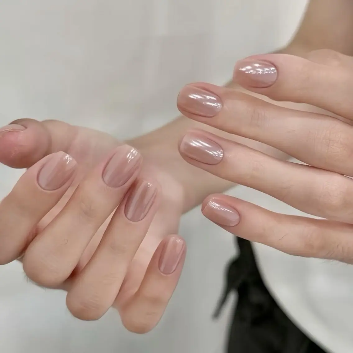 ネイル オーロラネイル ミラーネイル ハンドネイル Plouta Nailsalonのネイルデザイン