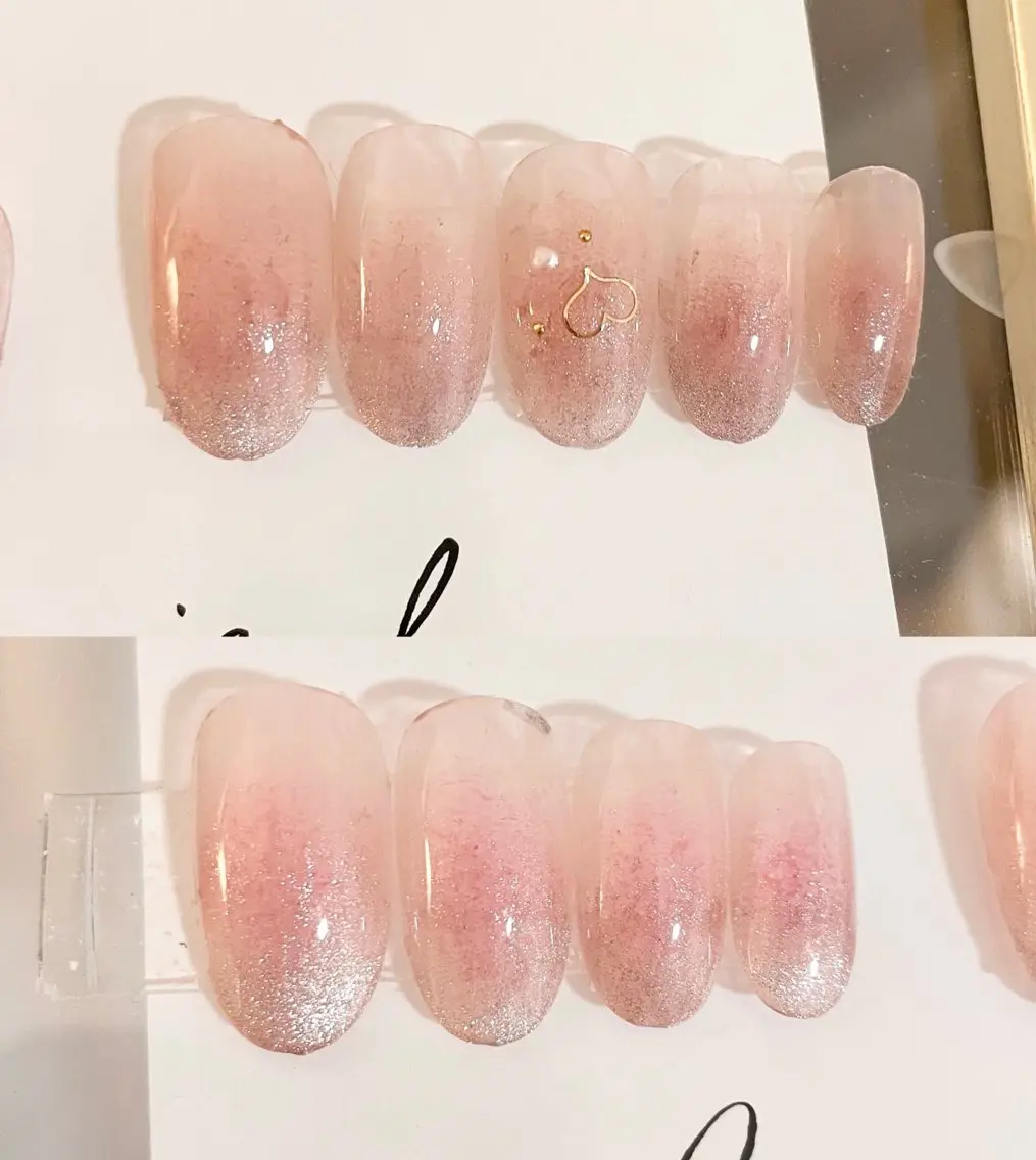 ネイル チークネイル マグネットネイル nailsalon VENUSのネイルデザイン
