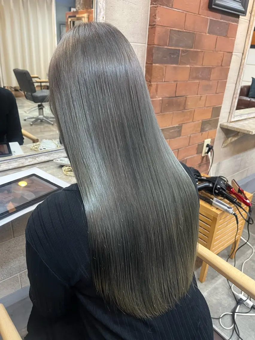ロング トリートメント 柳生 美穂のヘアスタイル