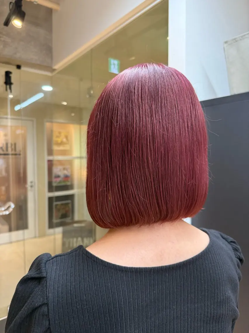 ショート カラー ブラウンカラー ピンクカラー ピンクブラウン ボブ カット ヘアカラー 吉川 慶斗のヘアスタイル