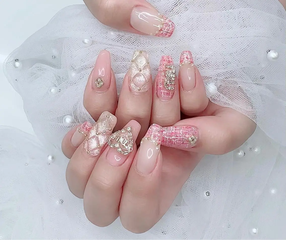 ネイル R salonのネイルデザイン
