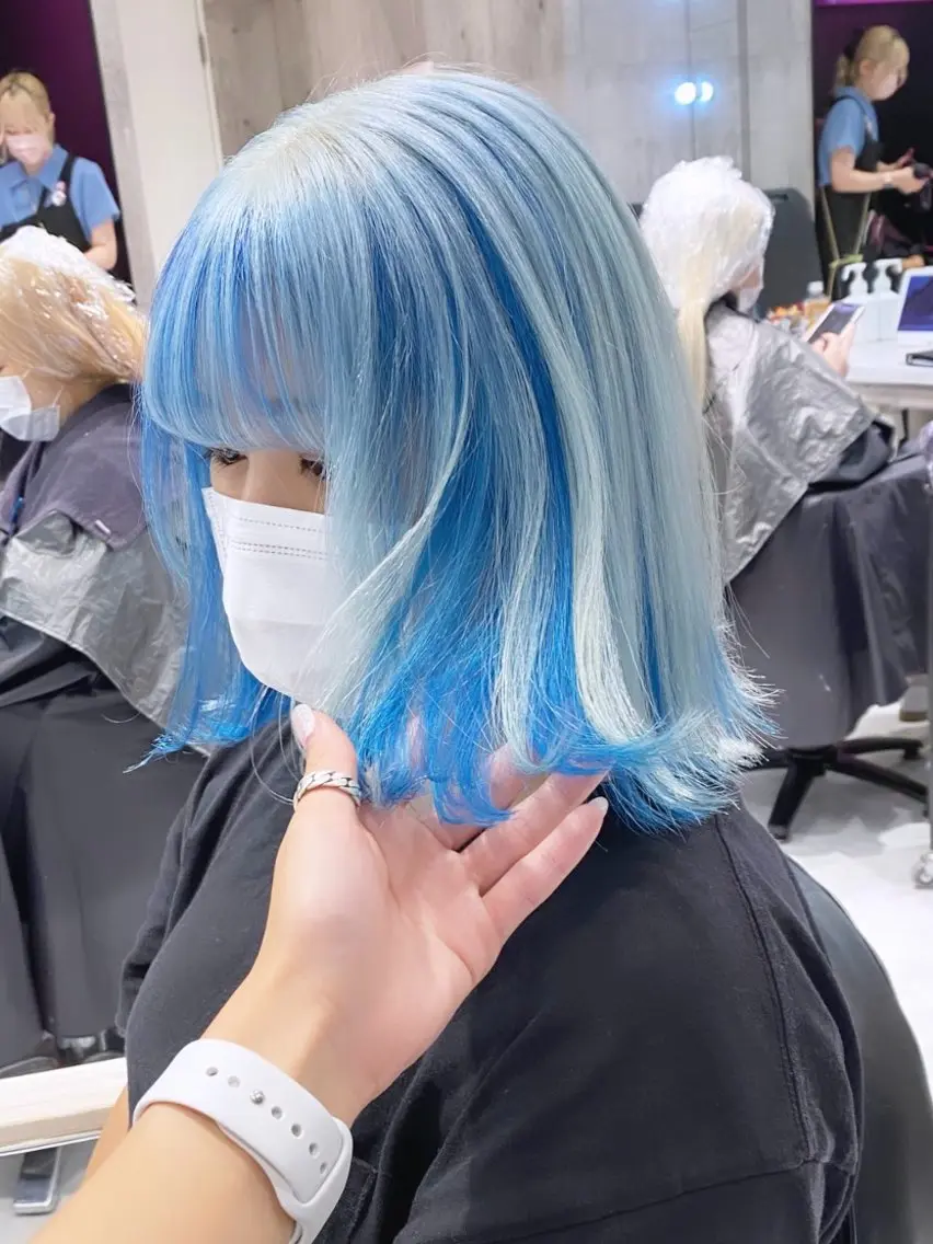ミディアム カラー ブルーカラー ヘアカラー トリートメント 🤍ムラ修正ブリーチ 🤍原宿/YUUのヘアスタイル