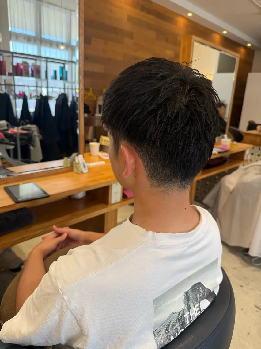 メンズ ツーブロック 花田 梨佳のヘアスタイル