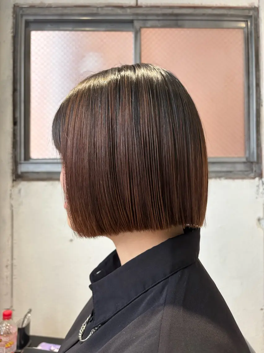ミディアム カラー 切りっぱなしボブ ボブ カット inc新小岩 🌱MANAMIのヘアスタイル