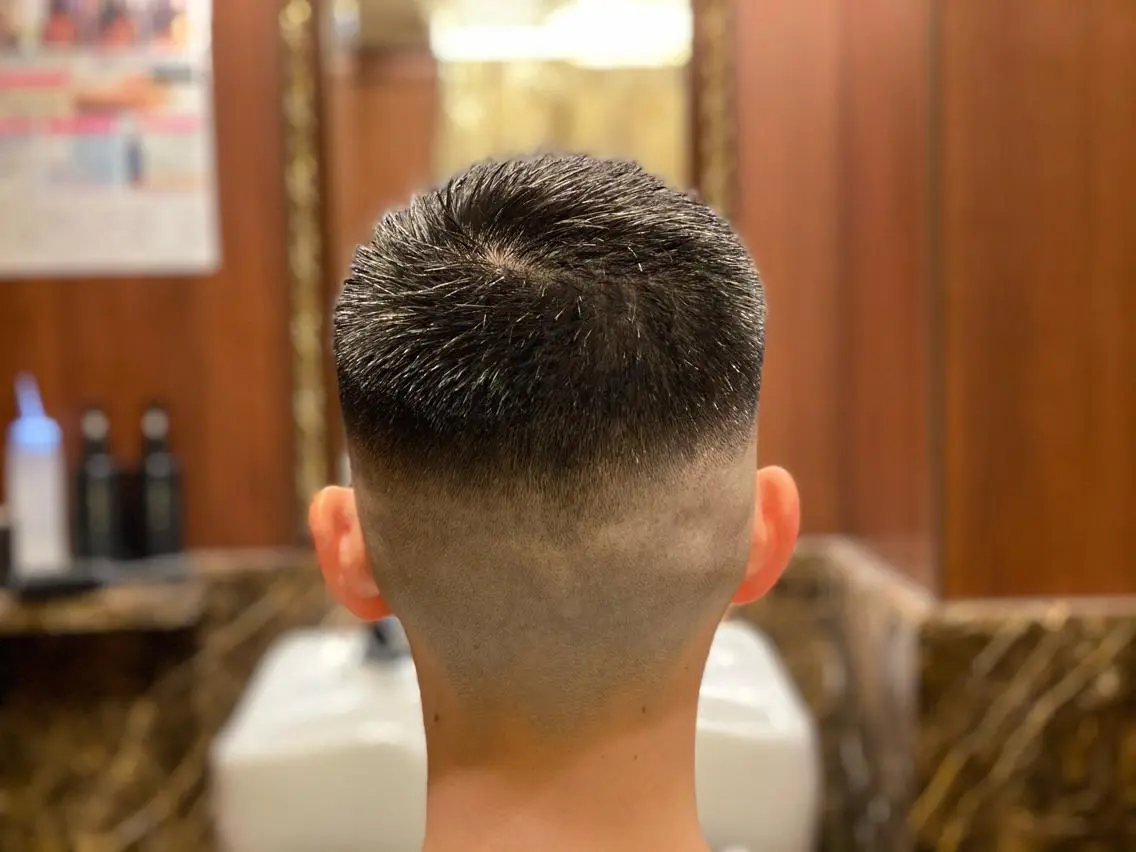 ショート メンズ フェードカット スキンフェード 浅見 天翔のヘアスタイル