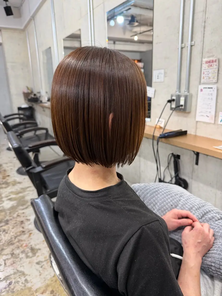 ミディアム カット 山中 望緒のヘアスタイル