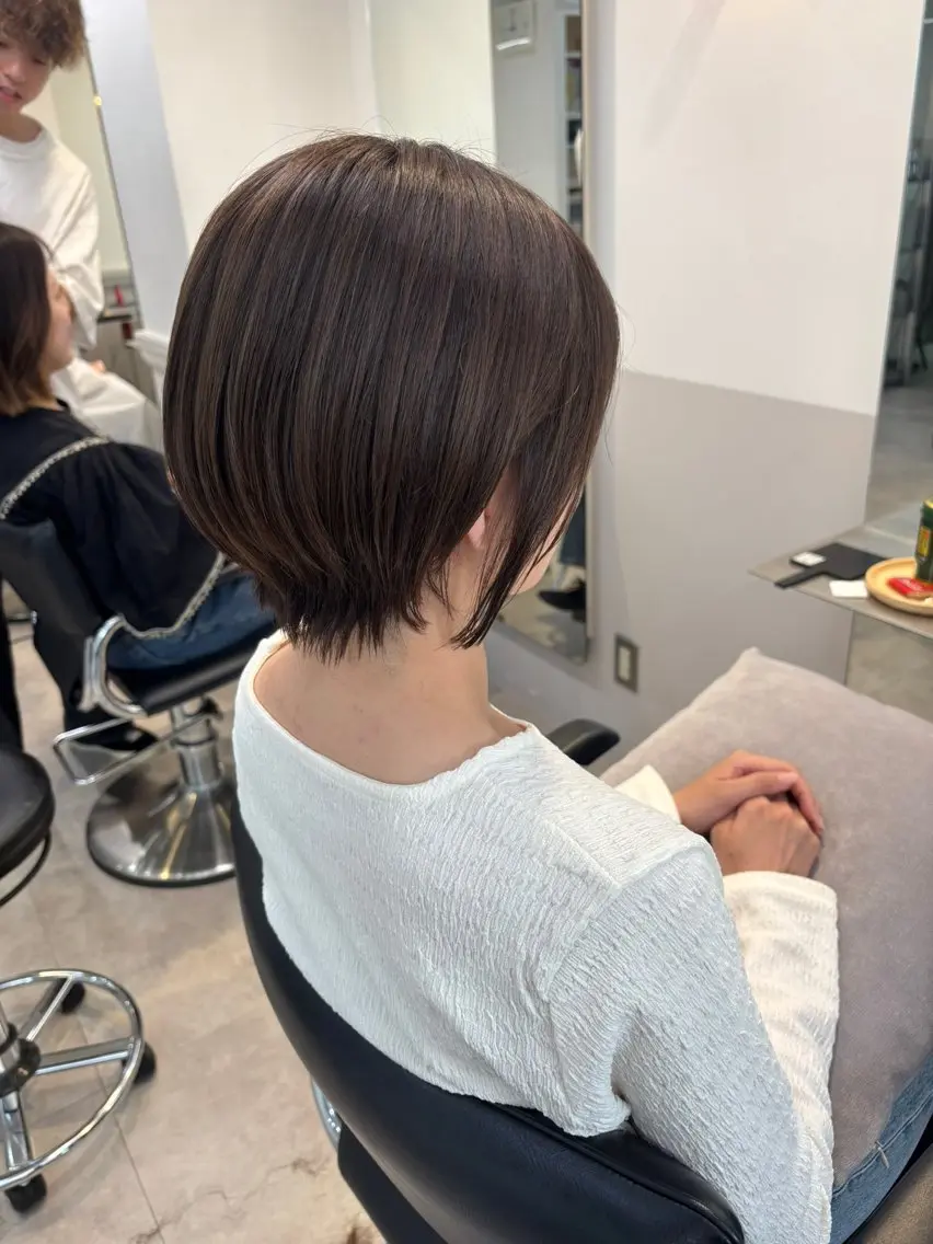 ショート カット ヘアカラー トリートメント 🎀クロスパーマ/ ボブ🎀MOMONAのヘアスタイル