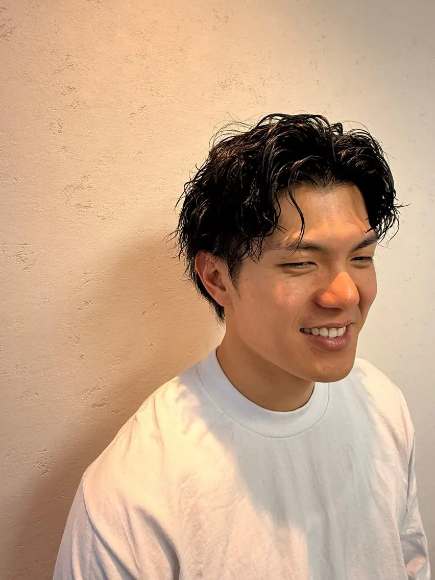 ショート パーマ メンズ 中村 裕希のヘアスタイル