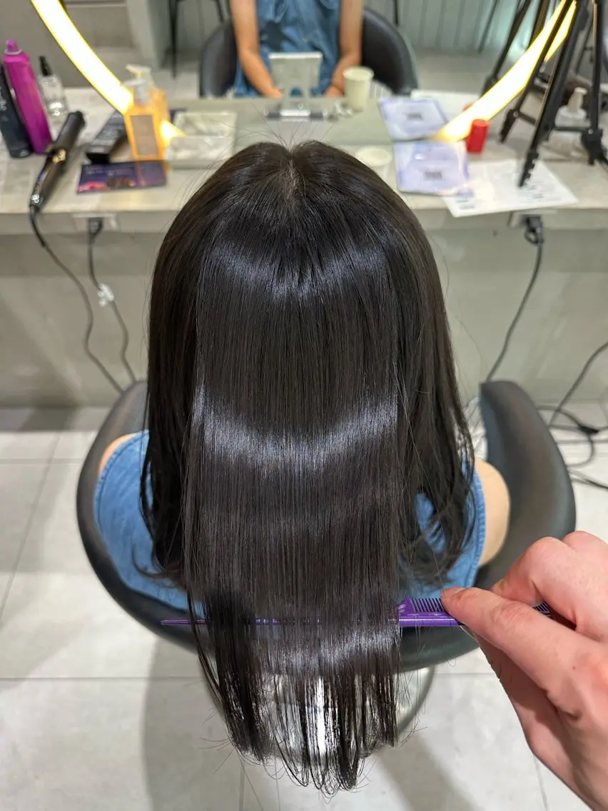 ミディアム カット 縮毛矯正 美髪矯正 レイヤーカット/加納のヘアスタイル