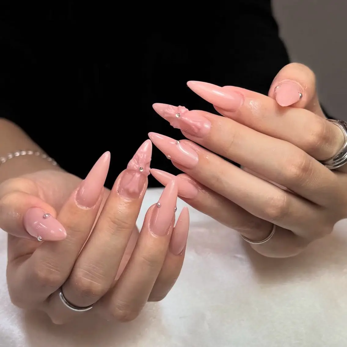 ネイル 桜ネイル 長さ出し フレンチネイル 韓国ネイル マグネットネイル ハンドネイル Kiwami nailsalonのネイルデザイン