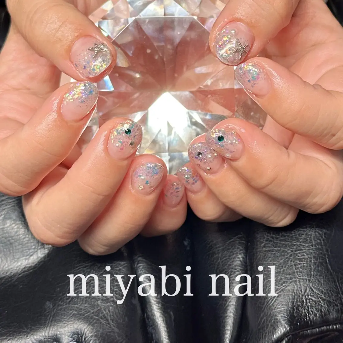 ネイル ジェルネイル グラデーション キラキラネイル ラメ(グリッター) ラメグラデーション ハンドネイル miyabi nail 桂川駅近くのネイルデザイン