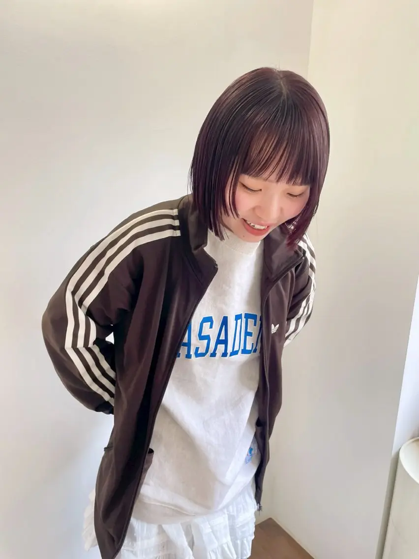 カット＋ワンカラーの写真