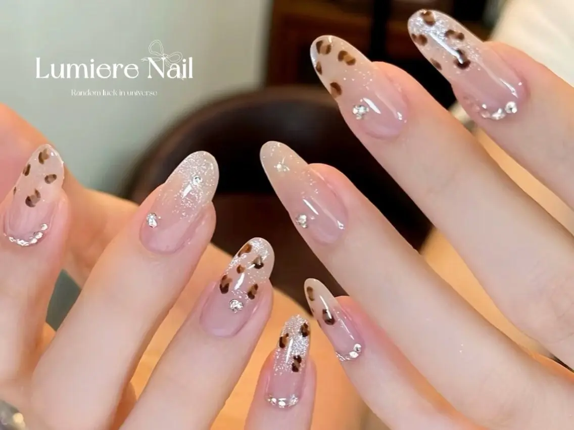 ネイル Lumiere Nailsalonのネイルデザイン