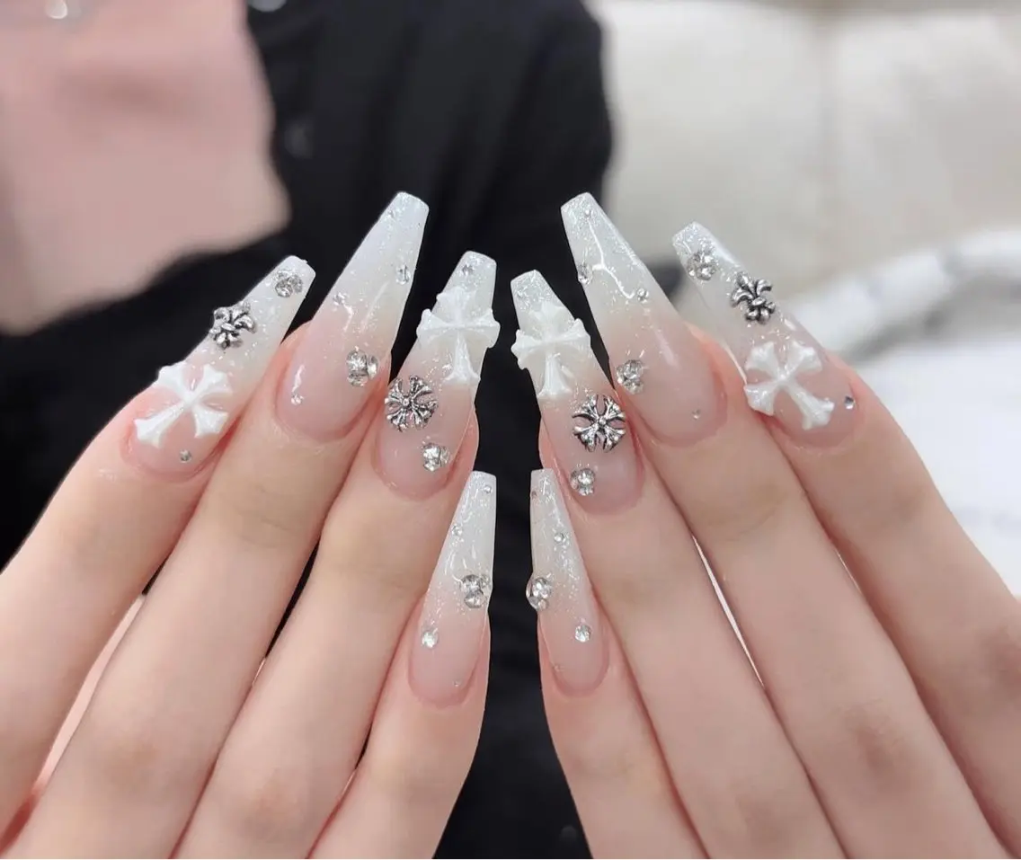 ネイル アートネイル ジェルネイル グラデーション マグネットネイル ニュアンスネイル ハンドネイル Ryu nail studioのネイルデザイン