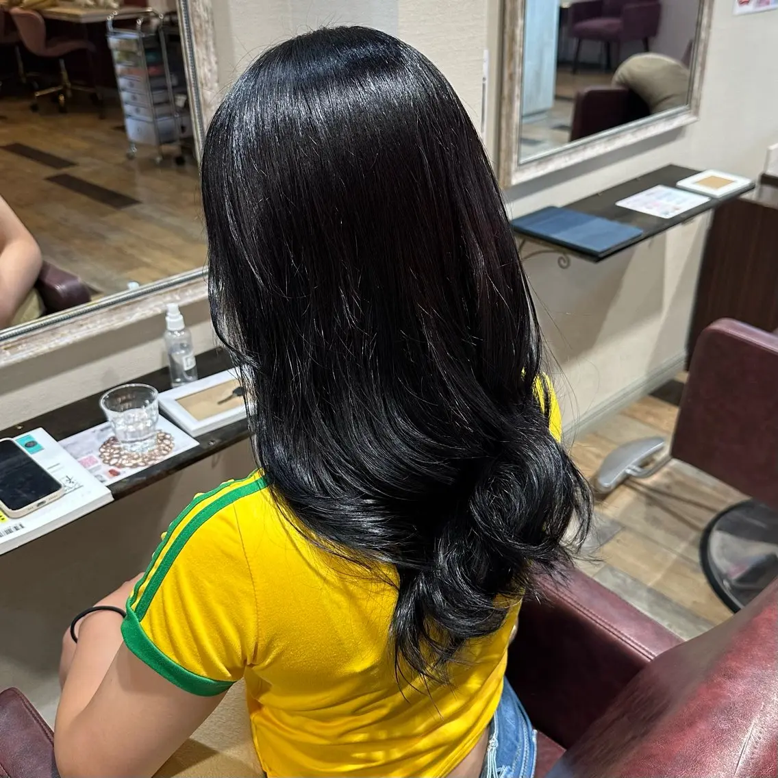 ロング カラー 柔らかいbeige ¦韓国¦🩰マユ🩰のヘアスタイル