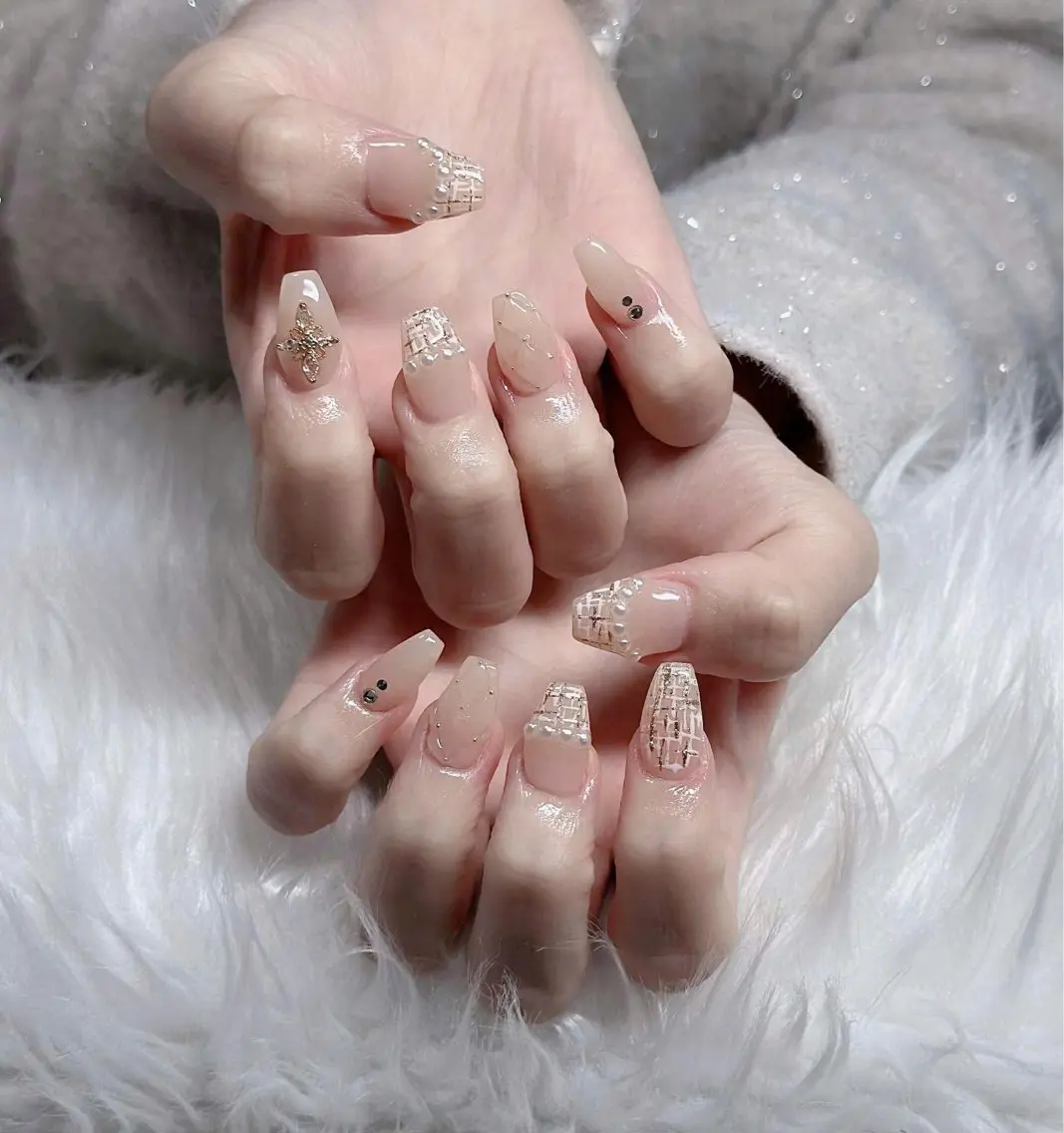 ネイル オーロラネイル フレンチネイル ジェルネイル ハロウィン 韓国ネイル ハンドネイル H.baby Nail Salonのネイルデザイン