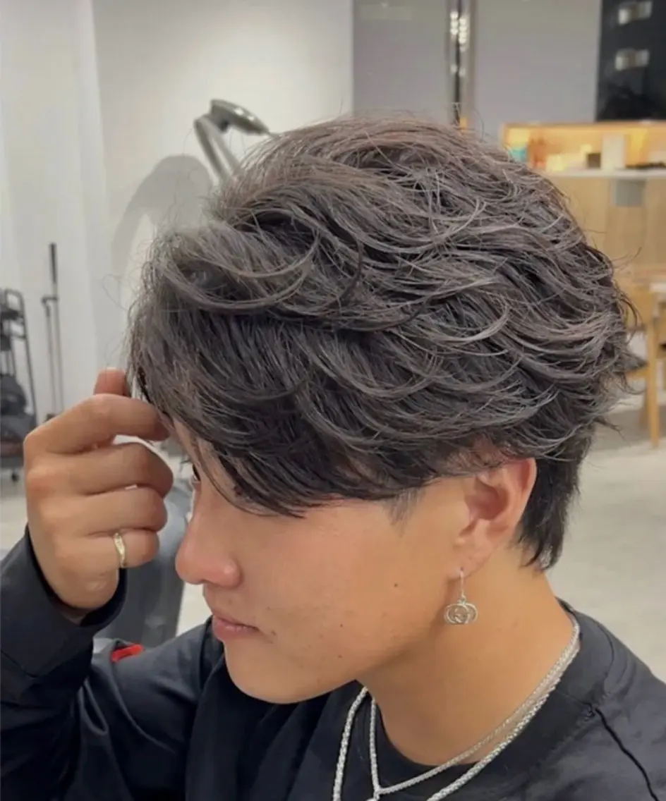 ショート カット パーマ ハイトーンカラー✨️ 艶カラー特化Amiのヘアスタイル
