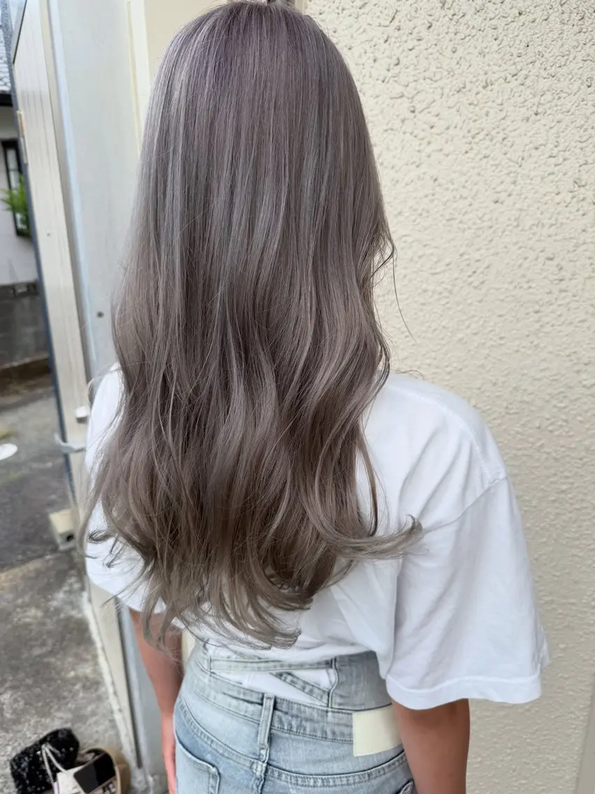 🇰🇷ケアブリーチ+カラー🩵+髪質改善LOA水光トリートメント¥33000→¥18980の写真