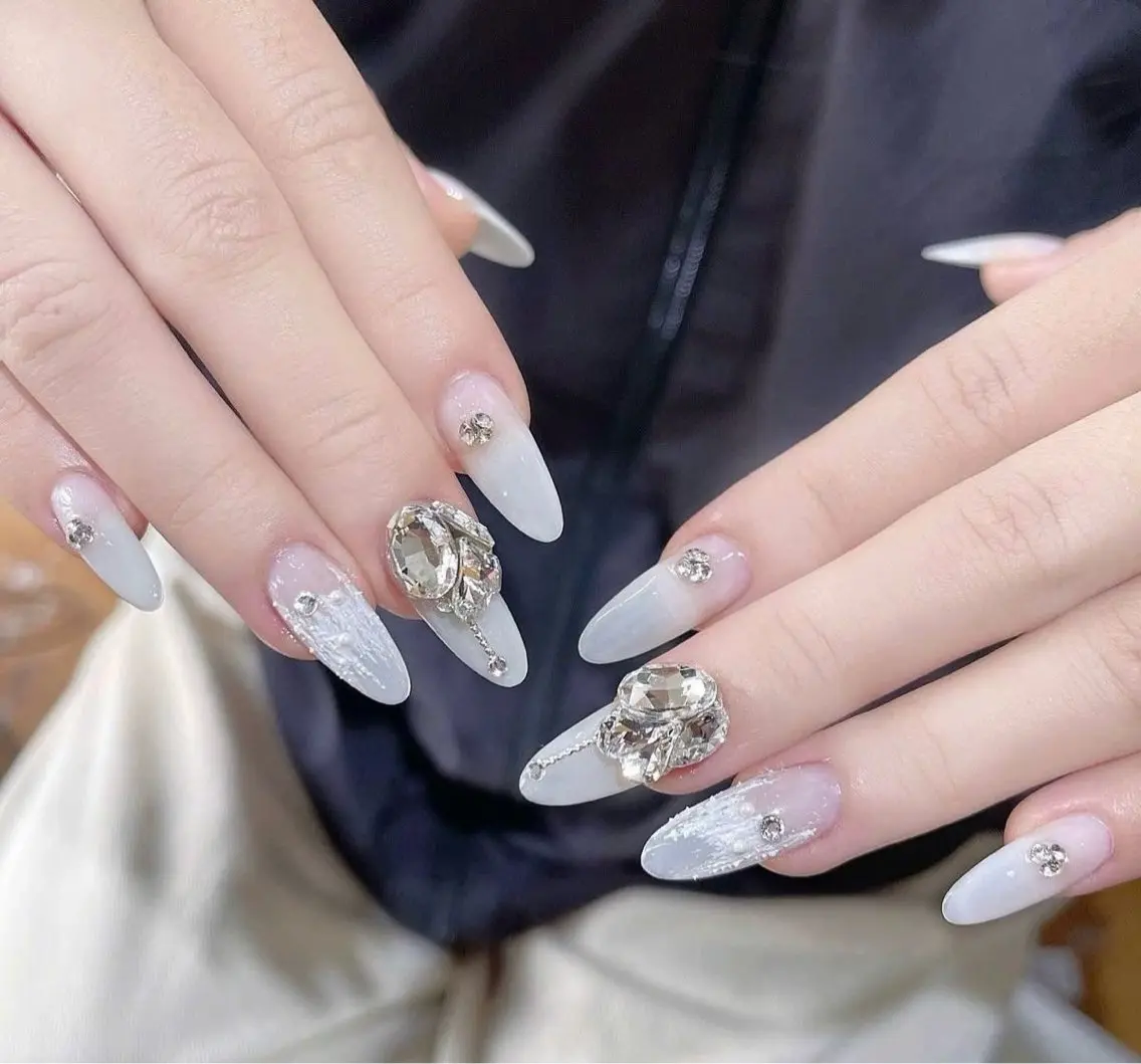 ネイル アートネイル オーロラネイル ブルー チークネイル フットネイル ハンドネイル NICY NAIL 池袋のネイルデザイン