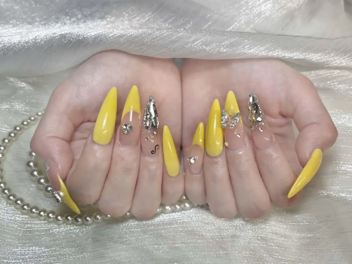 ネイル ハンドネイル mochi nailsのネイルデザイン