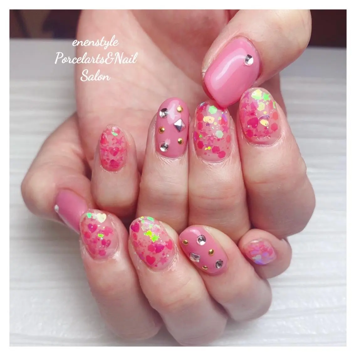 ミディアム ネイル 🐾enen style 🐾のネイルデザイン