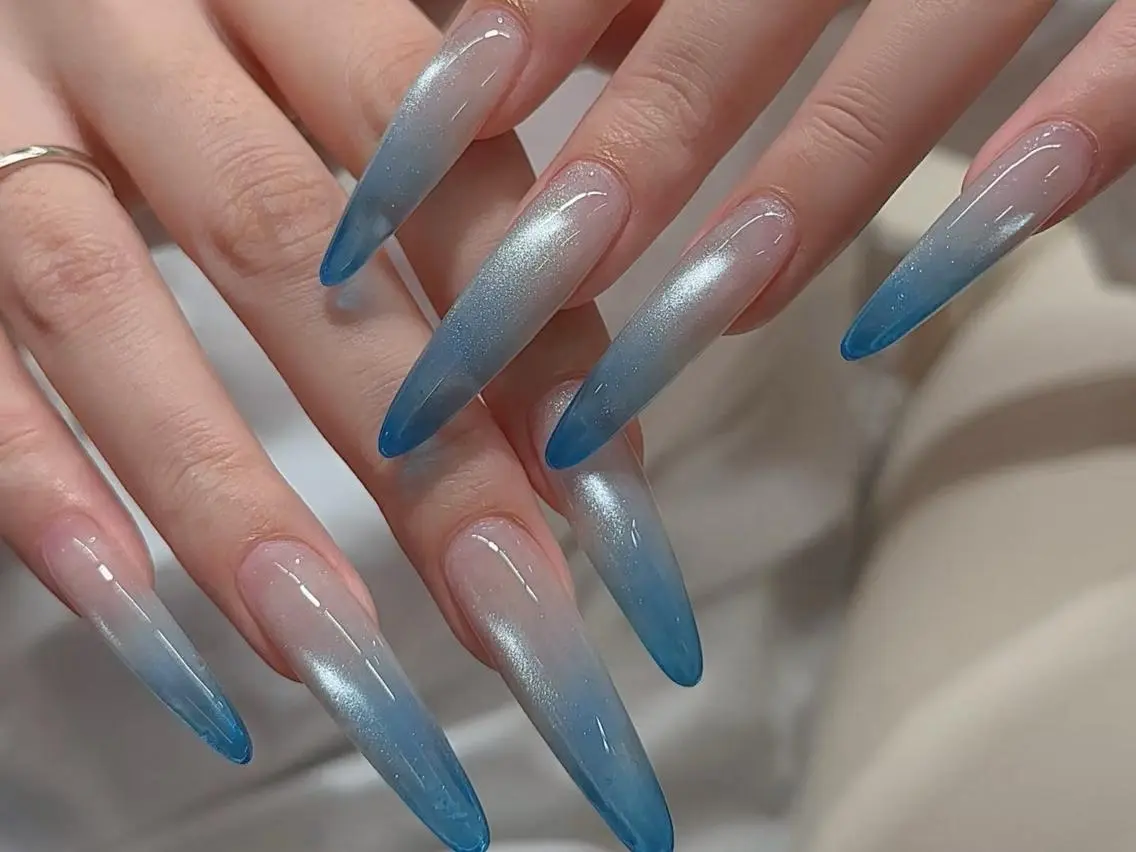ネイル メンズ メンズ韓国風 オーロラネイル チークネイル 長さ出し フレンチネイル ハンドネイル ハンドケア NEW NAIL💞 Ka  Kaのネイルデザイン