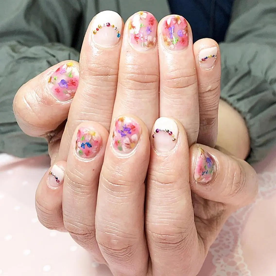 ネイル アートネイル フラワーネイル ハンドネイル ネイルサロン Sweetのネイルデザイン