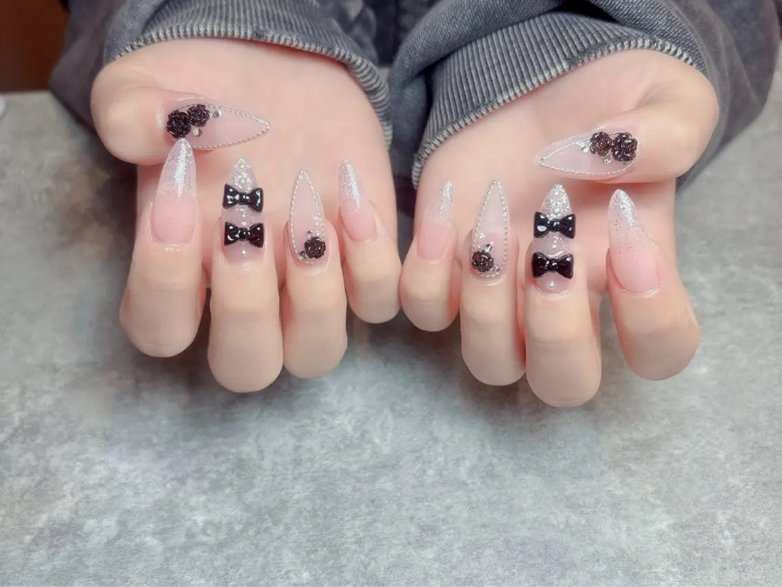 【新規ソフトジェルオフ込み】❣️チップスカルプ長さだし❣️持ち込み(デザイン6本まで、大きいパーツ別料金)11000の写真