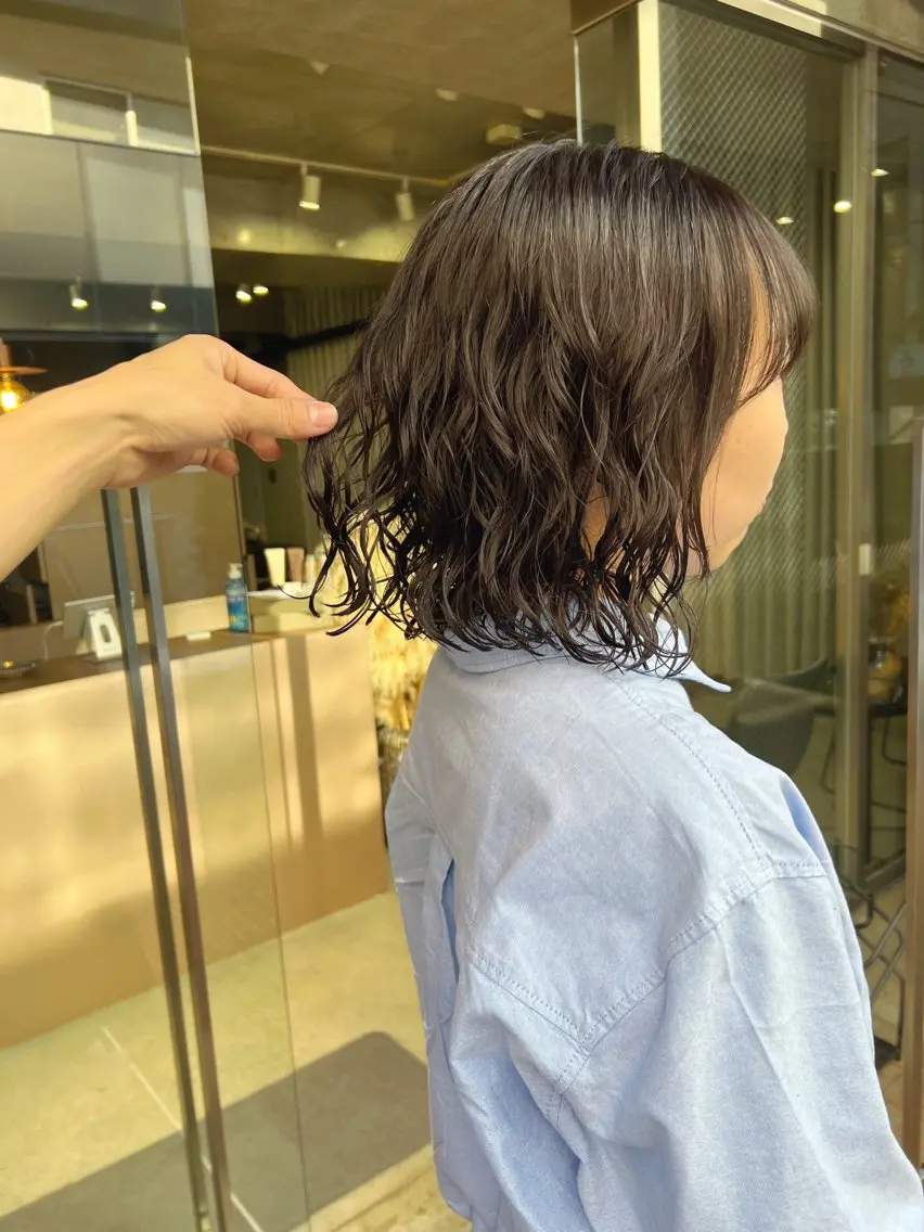 パーマ カット ヘアカラー パーマ ボブパーマコテ巻き風 パーマNo1深江秀平のヘアスタイル