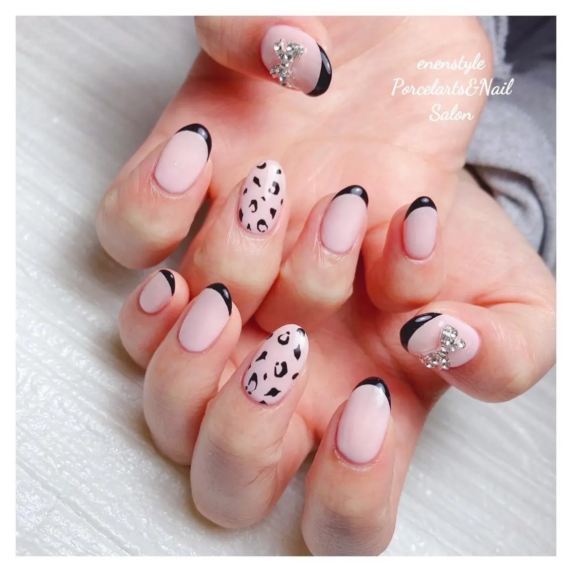 ミディアム ネイル 🐾enen style 🐾のネイルデザイン