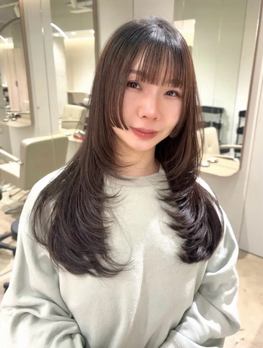 ロング カット トリートメント 透明感カラー・レイヤ ー🎀amika🎀のヘアスタイル
