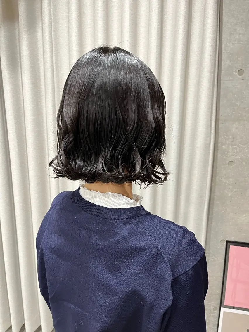 ミディアム カラー パーマ カット ヘアカラー トリートメント 表参道🌿赤み消し カラー/チナツのヘアスタイル