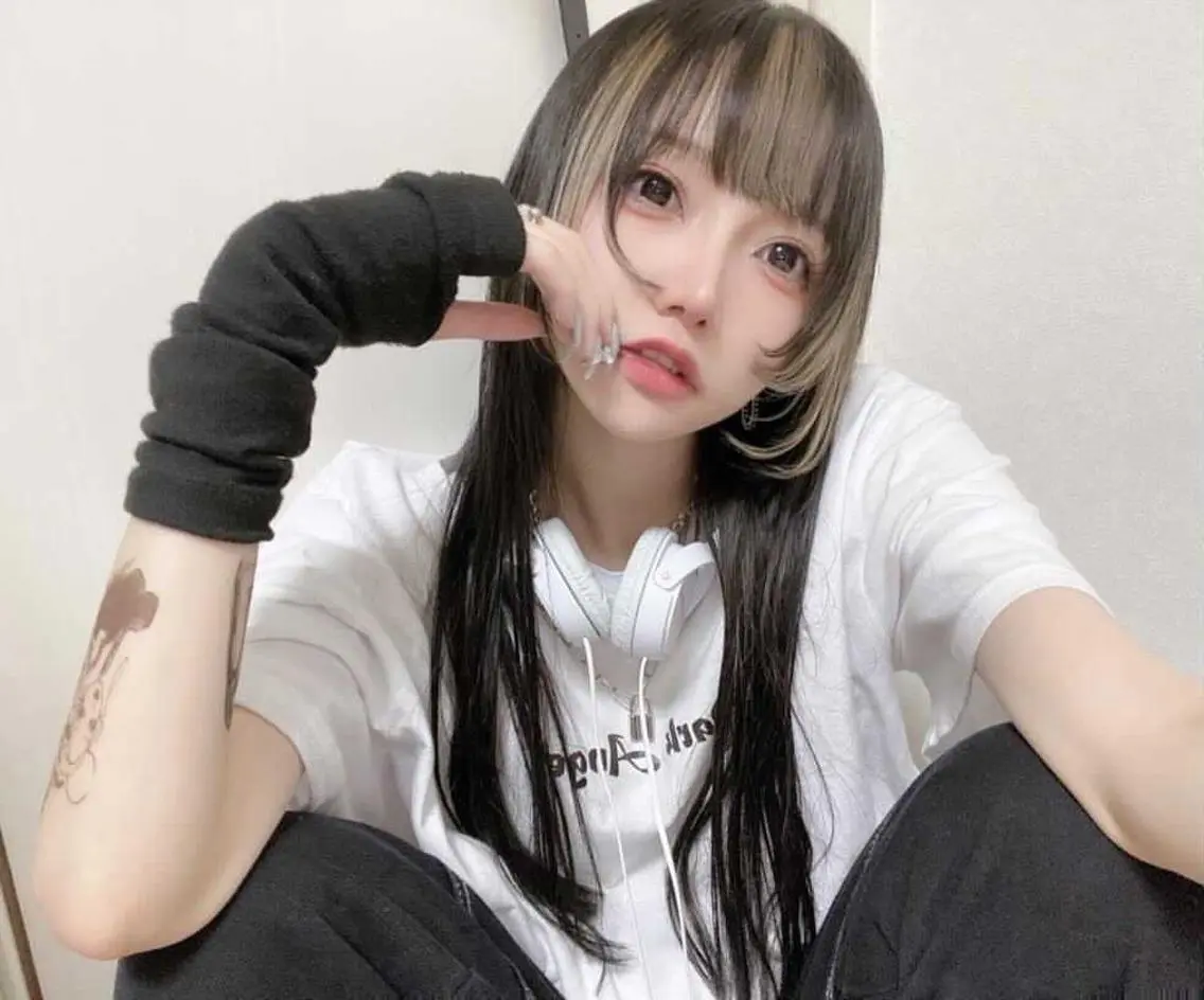 セミロング 学生 レイヤーカット メンズケアブリーチ 特化🔥村田のヘアスタイル