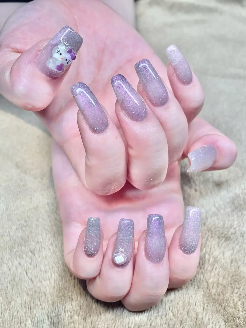 ネイル フラッシュネイル ロングネイル beamerci🌼 SHIORIのネイルデザイン