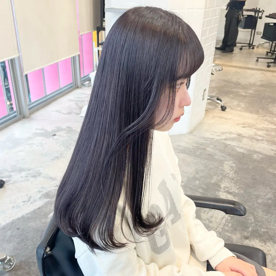 ロング カラー ブリーチ 透明感カラー ディープラベンダー グレージュ ラベンダーカラー レイヤー×グレージュ /ピンク🩷mioのヘアスタイル