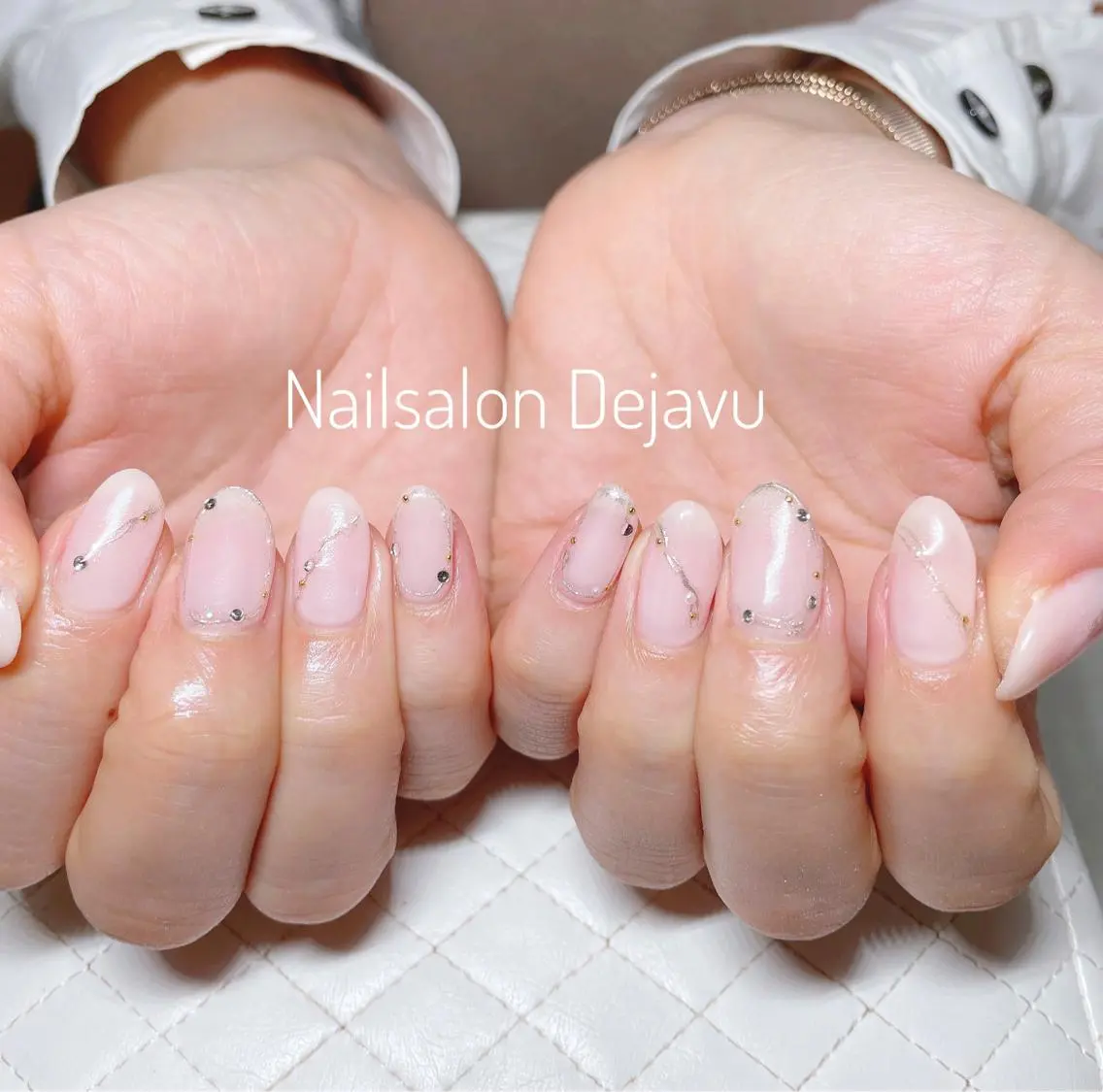 ネイル アートネイル ジェルネイル キラキラネイル ミラーネイル 持ち込み Nail salon Dejavu 🌿のネイルデザイン