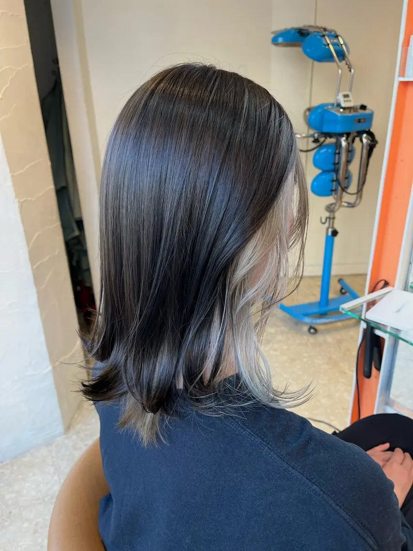 ミディアム カラー ヘアカラー うしだ かおるのヘアスタイル