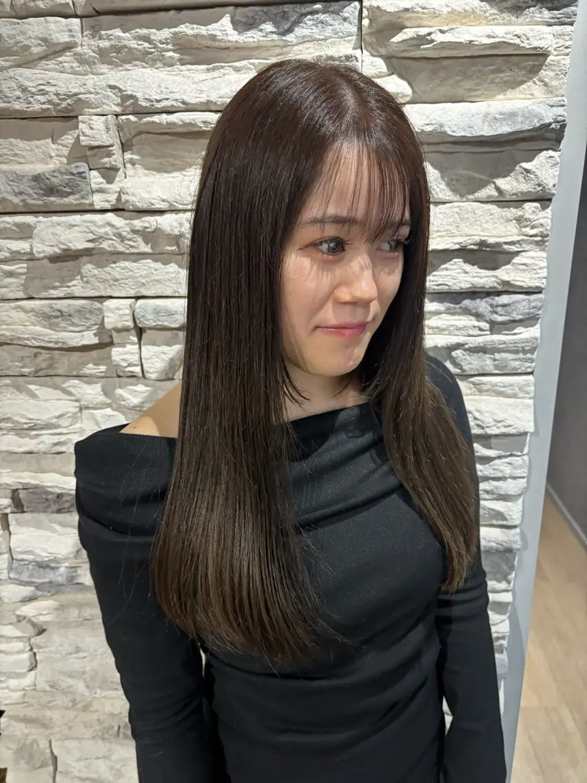 ロング カラー アッシュ ベージュカラー ブリーチ ヘアカラー MAKI/名駅/ セット/透明感カラーのヘアスタイル