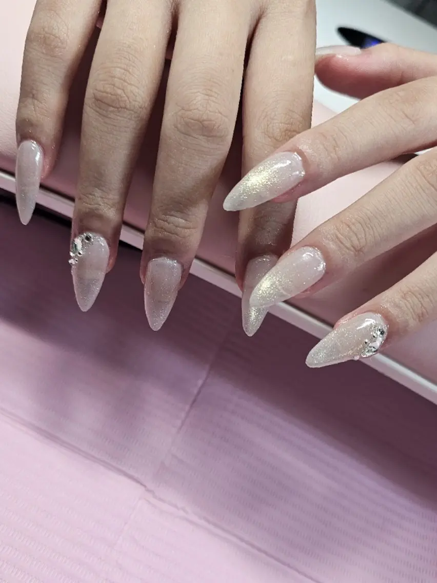 ネイル ゴールド マグネットネイル ストーンネイル Viva Nail 堺区自宅ネイルサロンのネイルデザイン