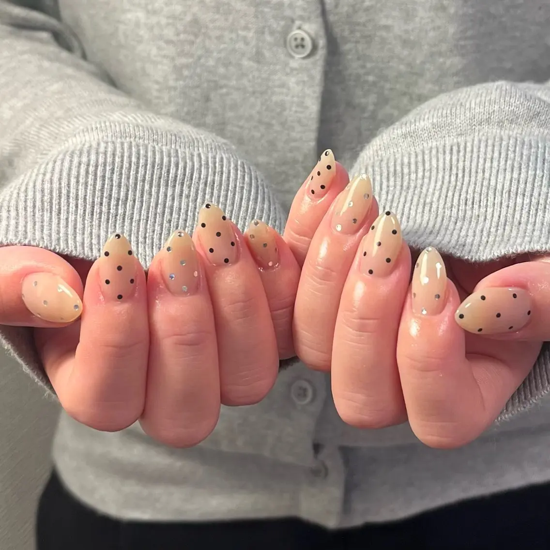 ネイル ハンドネイル フットネイル neroria nailのネイルデザイン